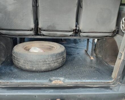 Зелений Мерседес Віто, об'ємом двигуна 2.1 л та пробігом 500 тис. км за 4200 $, фото 11 на Automoto.ua