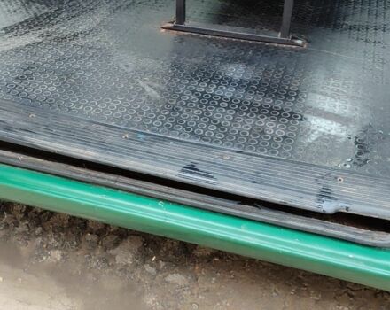 Зелений Мерседес Віто, об'ємом двигуна 2.1 л та пробігом 500 тис. км за 4200 $, фото 5 на Automoto.ua