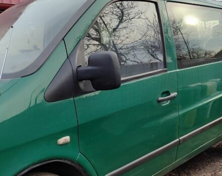 Зелений Мерседес Віто, об'ємом двигуна 2.1 л та пробігом 500 тис. км за 4200 $, фото 1 на Automoto.ua