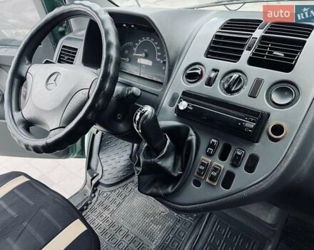 Зеленый Мерседес Вито, объемом двигателя 2.2 л и пробегом 325 тыс. км за 3499 $, фото 17 на Automoto.ua