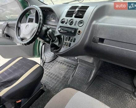 Зеленый Мерседес Вито, объемом двигателя 2.2 л и пробегом 325 тыс. км за 3499 $, фото 13 на Automoto.ua