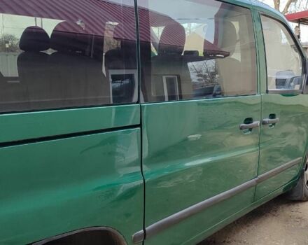 Зелений Мерседес Віто, об'ємом двигуна 2.1 л та пробігом 500 тис. км за 4200 $, фото 3 на Automoto.ua