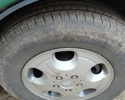 Зелений Мерседес Віто, об'ємом двигуна 2.1 л та пробігом 500 тис. км за 4200 $, фото 7 на Automoto.ua