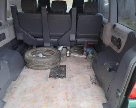 Зелений Мерседес Віто, об'ємом двигуна 2.1 л та пробігом 380 тис. км за 5100 $, фото 13 на Automoto.ua