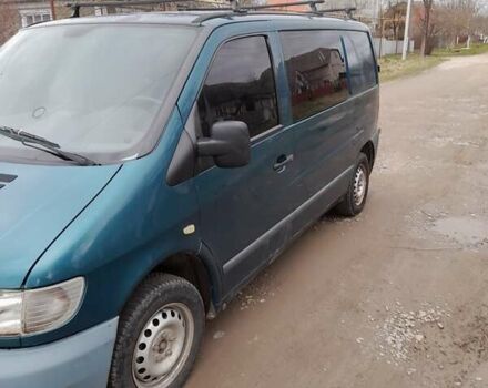 Зеленый Мерседес Вито, объемом двигателя 2.15 л и пробегом 270 тыс. км за 4500 $, фото 5 на Automoto.ua