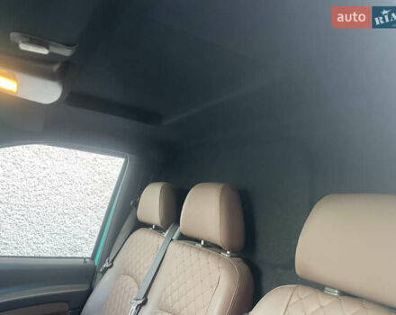 Зеленый Мерседес Вито, объемом двигателя 2.2 л и пробегом 202 тыс. км за 14150 $, фото 8 на Automoto.ua