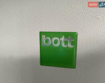 Зеленый Мерседес Вито, объемом двигателя 2.14 л и пробегом 328 тыс. км за 13700 $, фото 35 на Automoto.ua