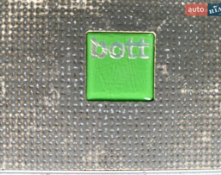 Зеленый Мерседес Вито, объемом двигателя 2.14 л и пробегом 328 тыс. км за 13700 $, фото 34 на Automoto.ua