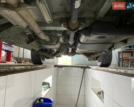 Зеленый Мерседес Вито, объемом двигателя 2.14 л и пробегом 328 тыс. км за 13700 $, фото 48 на Automoto.ua