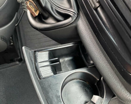 Зеленый Мерседес Вито, объемом двигателя 2.14 л и пробегом 328 тыс. км за 13700 $, фото 38 на Automoto.ua