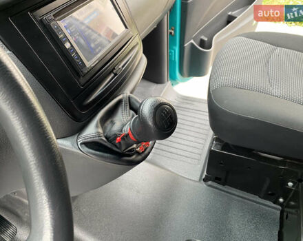 Зеленый Мерседес Вито, объемом двигателя 2.14 л и пробегом 328 тыс. км за 13700 $, фото 12 на Automoto.ua