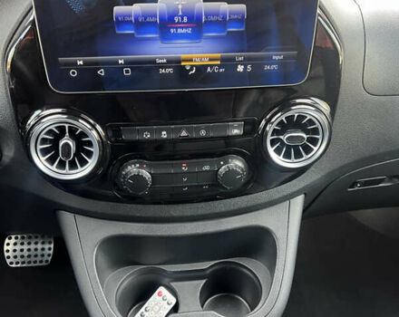 Зеленый Мерседес Вито, объемом двигателя 2.14 л и пробегом 169 тыс. км за 21900 $, фото 18 на Automoto.ua