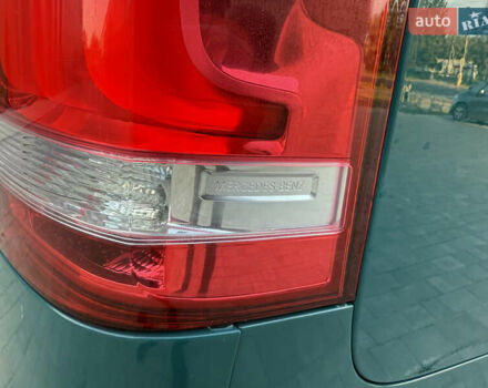 Зелений Мерседес Віто, об'ємом двигуна 1.95 л та пробігом 225 тис. км за 23999 $, фото 40 на Automoto.ua