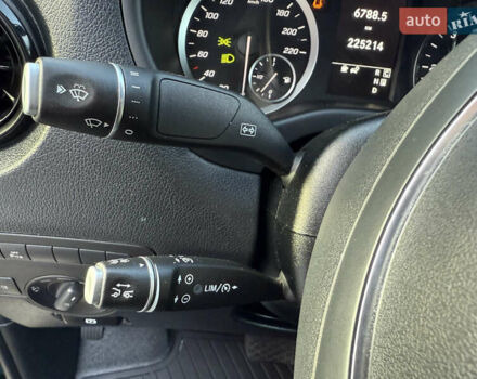 Зеленый Мерседес Вито, объемом двигателя 1.95 л и пробегом 225 тыс. км за 24444 $, фото 44 на Automoto.ua