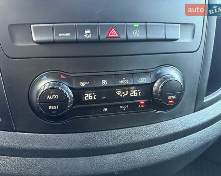 Зелений Мерседес Віто, об'ємом двигуна 1.95 л та пробігом 225 тис. км за 23999 $, фото 49 на Automoto.ua