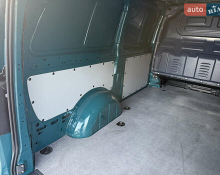 Зелений Мерседес Віто, об'ємом двигуна 1.95 л та пробігом 225 тис. км за 23999 $, фото 20 на Automoto.ua