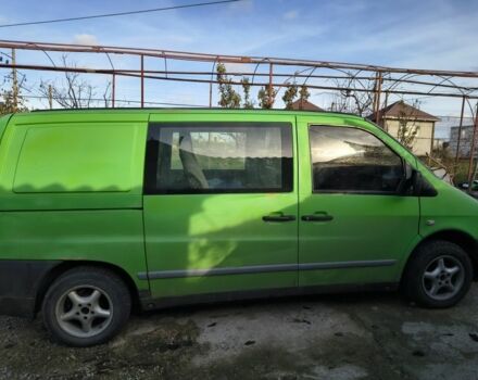 Зелений Мерседес Віто, об'ємом двигуна 2.1 л та пробігом 350 тис. км за 3200 $, фото 3 на Automoto.ua