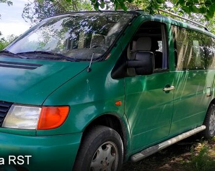 Зелений Мерседес Віто, об'ємом двигуна 2.3 л та пробігом 300 тис. км за 3500 $, фото 3 на Automoto.ua