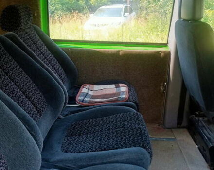 Зелений Мерседес Віто, об'ємом двигуна 2.4 л та пробігом 450 тис. км за 3500 $, фото 7 на Automoto.ua