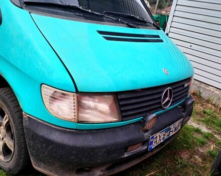 Зелений Мерседес Віто, об'ємом двигуна 22 л та пробігом 200 тис. км за 3200 $, фото 1 на Automoto.ua