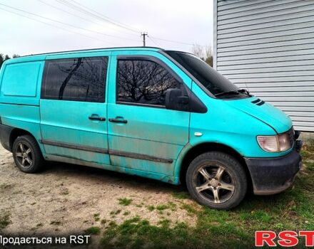 Зелений Мерседес Віто, об'ємом двигуна 22 л та пробігом 200 тис. км за 3200 $, фото 2 на Automoto.ua