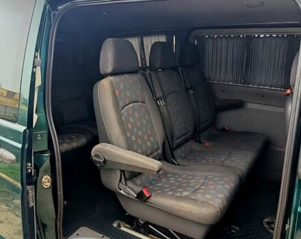 Зеленый Мерседес Вито, объемом двигателя 2.1 л и пробегом 200 тыс. км за 8000 $, фото 4 на Automoto.ua