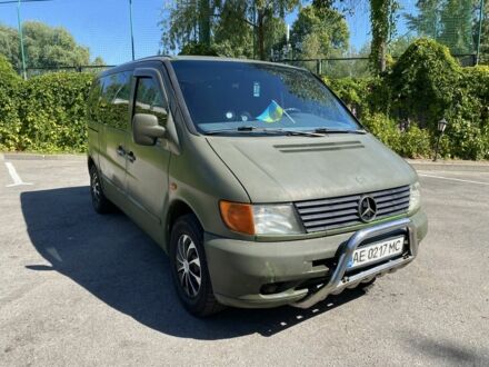 Мерседес Віто 1999 у Дніпро (Дніпропетровську) на Automoto.ua Зелений Мерседес Віто, об'ємом двигуна 2.1 л та пробігом 400 тис. км за 3800 $, фото 1 на Automoto.ua