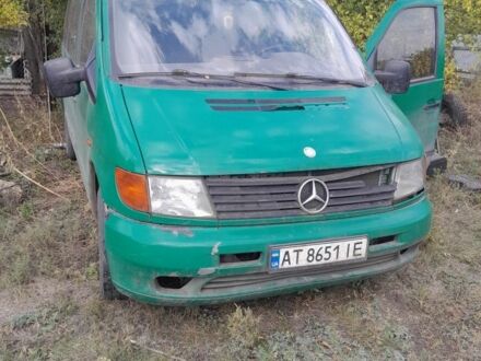 Зеленый Мерседес Вито, объемом двигателя 2.1 л и пробегом 410 тыс. км за 1653 $, фото 1 на Automoto.ua