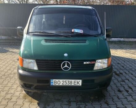 Зеленый Мерседес Вито, объемом двигателя 2.2 л и пробегом 290 тыс. км за 3900 $, фото 1 на Automoto.ua