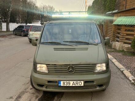 Зеленый Мерседес Вито, объемом двигателя 2 л и пробегом 400 тыс. км за 3050 $, фото 1 на Automoto.ua