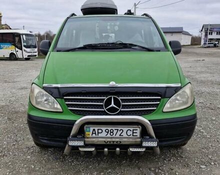 Зеленый Мерседес Вито, объемом двигателя 2.15 л и пробегом 296 тыс. км за 6200 $, фото 1 на Automoto.ua