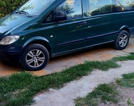 Зелений Мерседес Віто, об'ємом двигуна 2.1 л та пробігом 405 тис. км за 7900 $, фото 1 на Automoto.ua