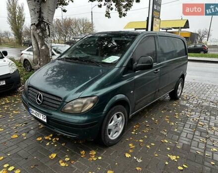 Зеленый Мерседес Вито, объемом двигателя 2.15 л и пробегом 300 тыс. км за 6700 $, фото 1 на Automoto.ua