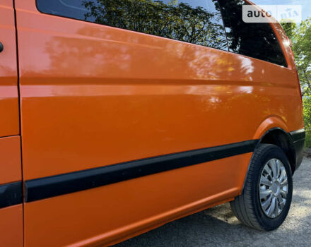 Оранжевый Мерседес Вито, объемом двигателя 2.15 л и пробегом 380 тыс. км за 6800 $, фото 32 на Automoto.ua