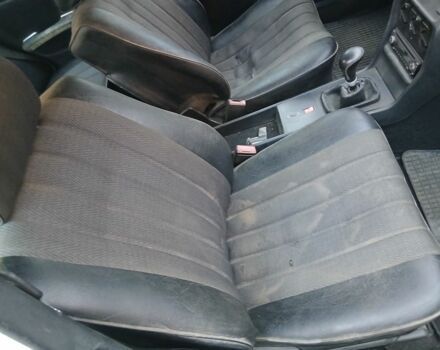 Белый Мерседес В123, объемом двигателя 2 л и пробегом 230 тыс. км за 900 $, фото 6 на Automoto.ua