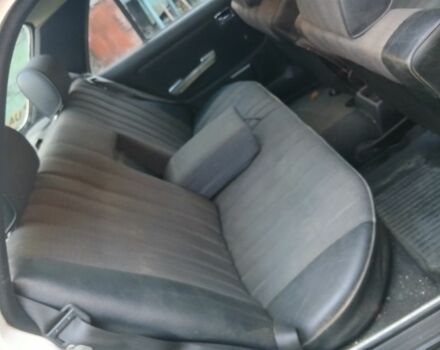 Белый Мерседес В123, объемом двигателя 2 л и пробегом 230 тыс. км за 900 $, фото 4 на Automoto.ua