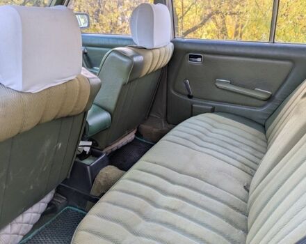 Білий Мерседес В123, об'ємом двигуна 2 л та пробігом 446 тис. км за 1999 $, фото 4 на Automoto.ua