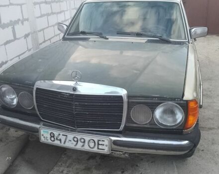 Бежевый Мерседес В123, объемом двигателя 0 л и пробегом 3 тыс. км за 1500 $, фото 1 на Automoto.ua