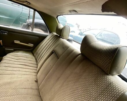 Черный Мерседес В123, объемом двигателя 2.5 л и пробегом 300 тыс. км за 999 $, фото 1 на Automoto.ua