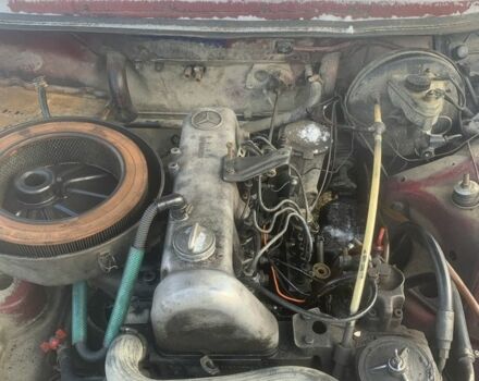 Красный Мерседес В123, объемом двигателя 0 л и пробегом 2 тыс. км за 591 $, фото 6 на Automoto.ua