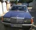 Синий Мерседес В123, объемом двигателя 2.2 л и пробегом 300 тыс. км за 1000 $, фото 1 на Automoto.ua