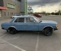 Синій Мерседес В123, об'ємом двигуна 2 л та пробігом 500 тис. км за 800 $, фото 2 на Automoto.ua