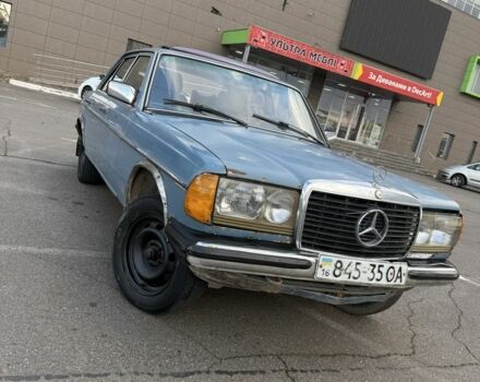 Синій Мерседес В123, об'ємом двигуна 2 л та пробігом 500 тис. км за 800 $, фото 5 на Automoto.ua