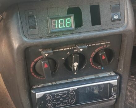 Синий Мерседес В123, объемом двигателя 2 л и пробегом 1000 тыс. км за 1000 $, фото 2 на Automoto.ua