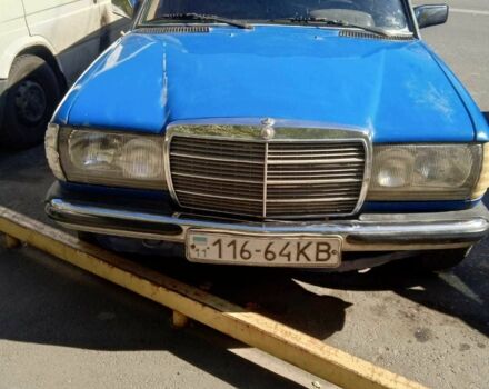 Синій Мерседес В123, об'ємом двигуна 3 л та пробігом 5 тис. км за 1183 $, фото 2 на Automoto.ua