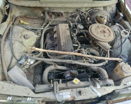 Зелений Мерседес В123, об'ємом двигуна 0 л та пробігом 400 тис. км за 1068 $, фото 5 на Automoto.ua