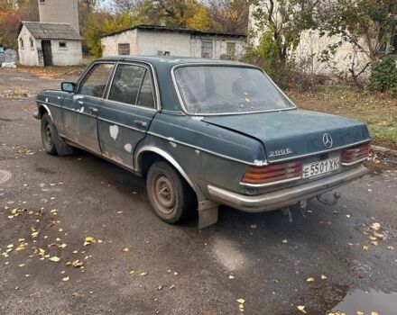 Зеленый Мерседес В123, объемом двигателя 3 л и пробегом 10 тыс. км за 680 $, фото 5 на Automoto.ua