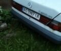 Білий Мерседес В124, об'ємом двигуна 2 л та пробігом 500 тис. км за 400 $, фото 1 на Automoto.ua