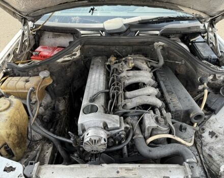 Белый Мерседес В124, объемом двигателя 3 л и пробегом 444 тыс. км за 2200 $, фото 15 на Automoto.ua