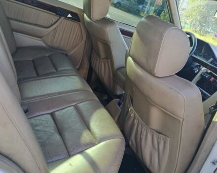Білий Мерседес В124, об'ємом двигуна 2 л та пробігом 250 тис. км за 1000 $, фото 15 на Automoto.ua